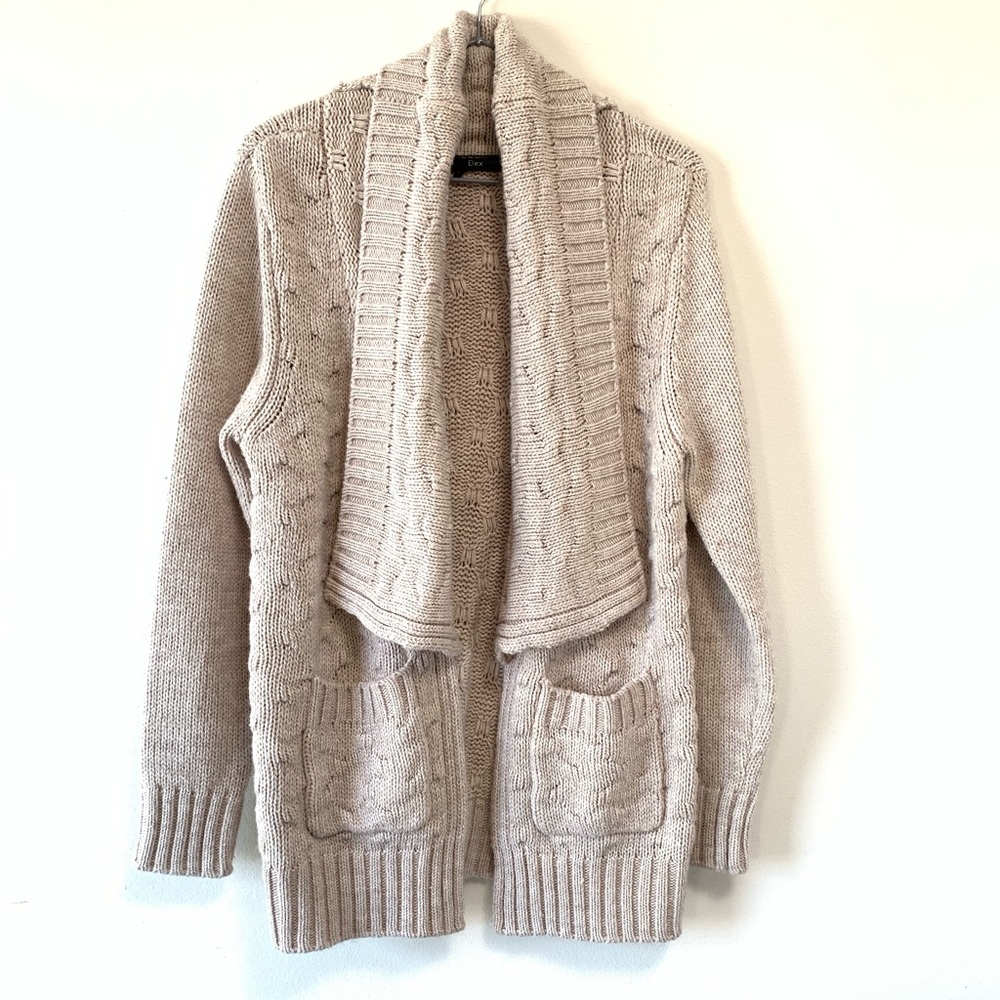 Dex. Wool blend open cardigan. Tan cable knit size M - Picture 1 of 7